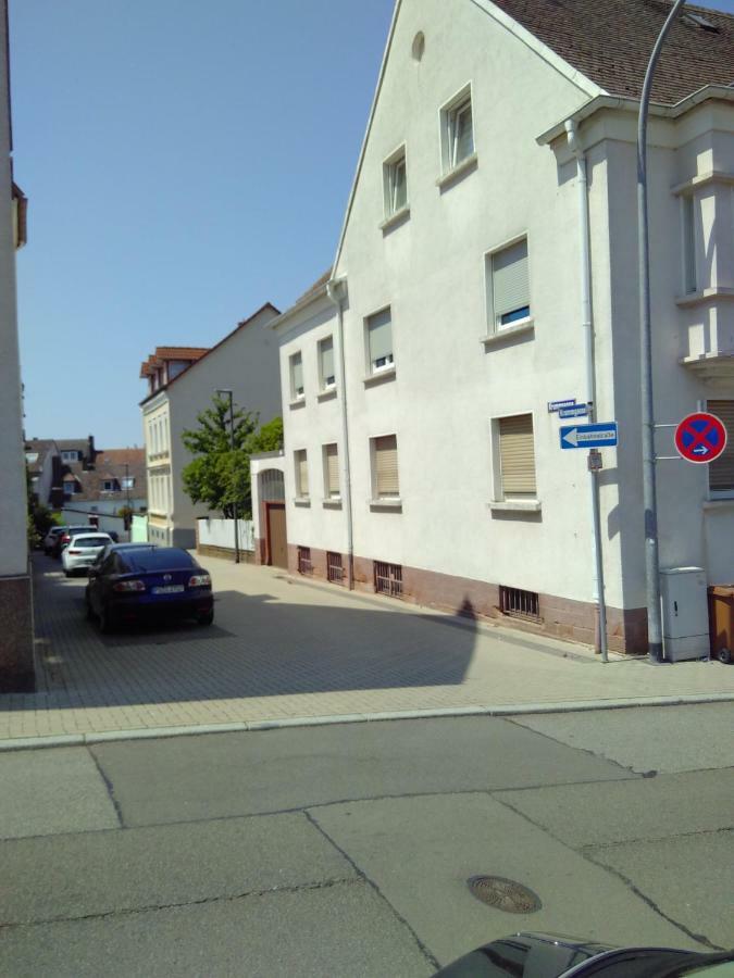Ruhige Wohnung Zentrumsnah Pirmasens Esterno foto